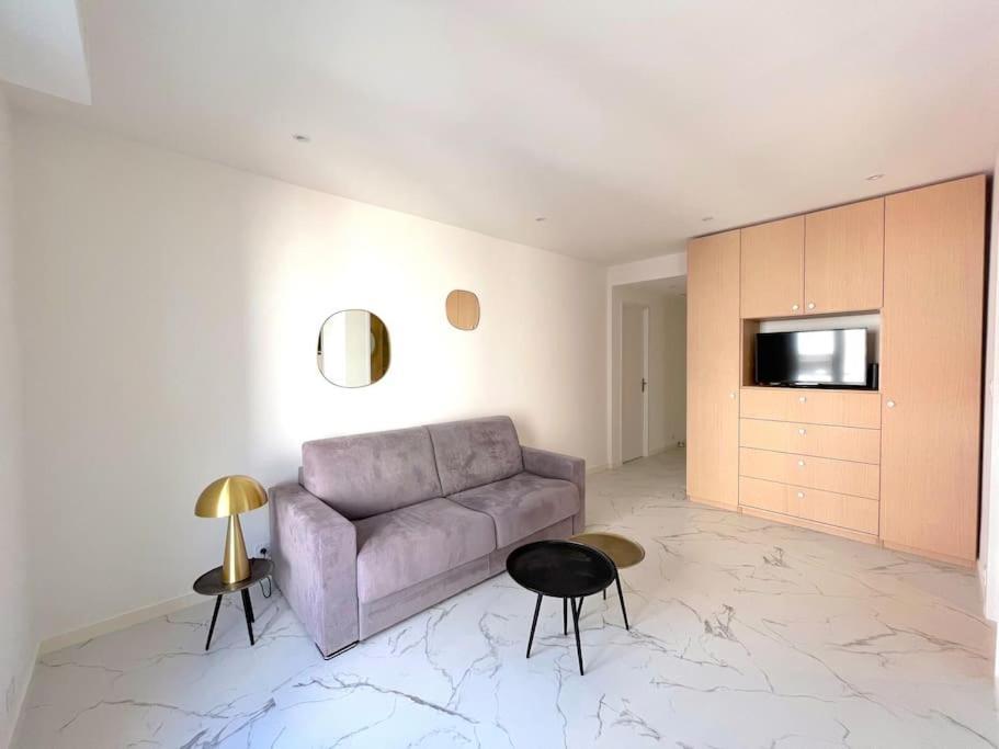 Joli Studio - Studio Neuf Terrasse Clim Wi-Fi 2 Min. Des Plages Antibes Esterno foto